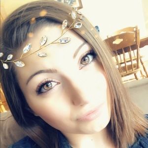 Meet your Posher, Alyssa